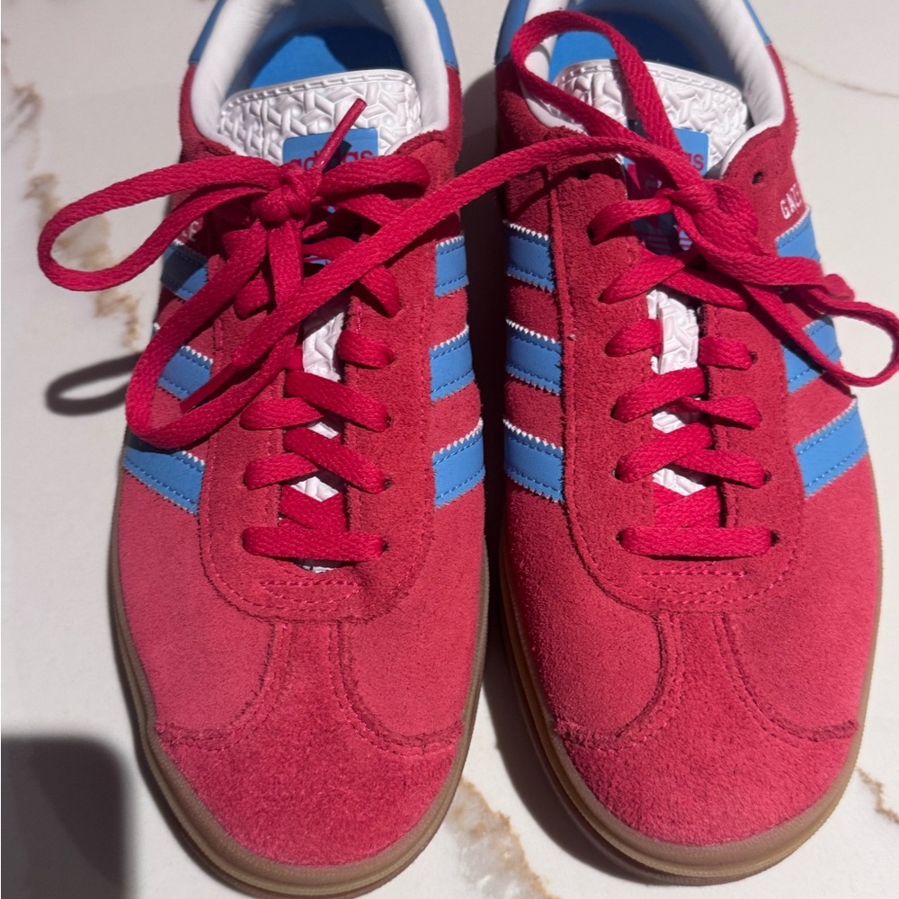 Adidas Men's Sneakers in Red and Blue